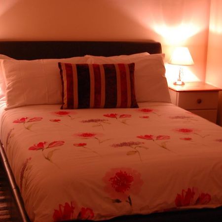 Dawn Break Bed and Breakfast Largs Δωμάτιο φωτογραφία