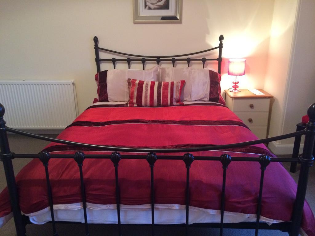 Dawn Break Bed and Breakfast Largs Δωμάτιο φωτογραφία